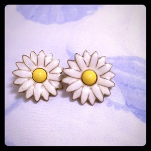 Cute flower earrings